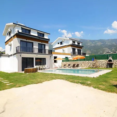 Villa Prestige 1 *